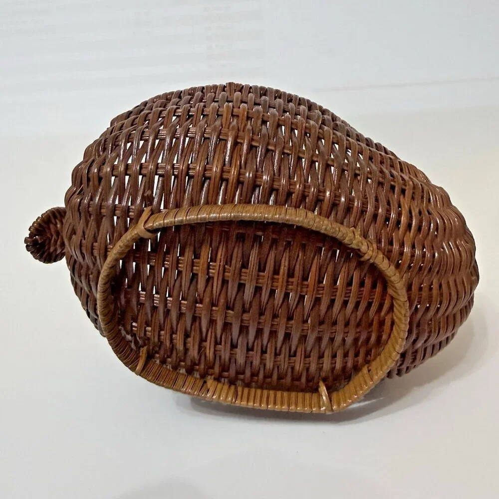 VTG Reindeer Deer Basket Wicker Rattan Woven Plant Decor Holiday Christmas